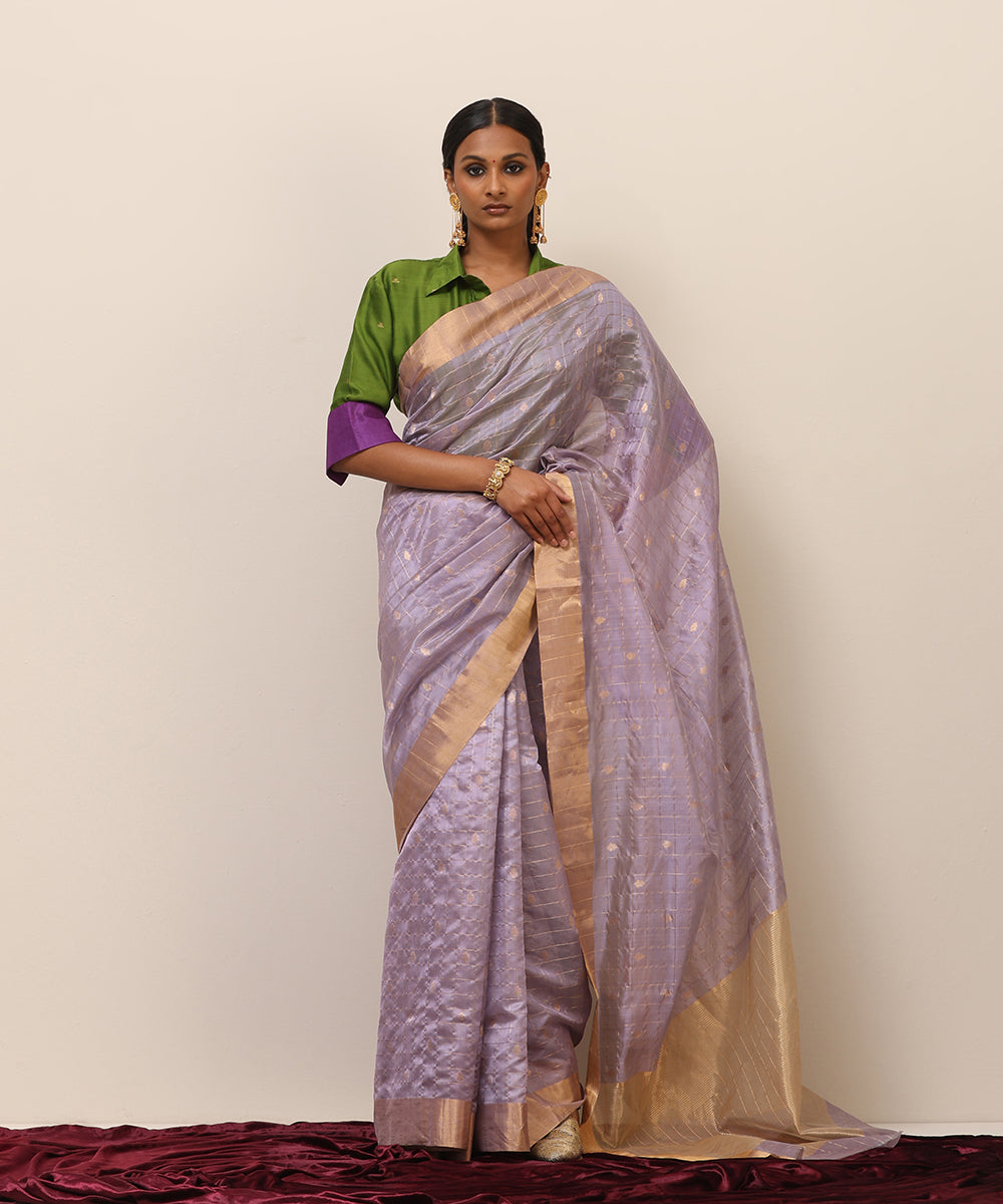 Lavender_Handloom_Pure_Silk_Chanderi_Saree_With_All_Over_Golden_Checks_And_Small_Boota_WeaverStory_02