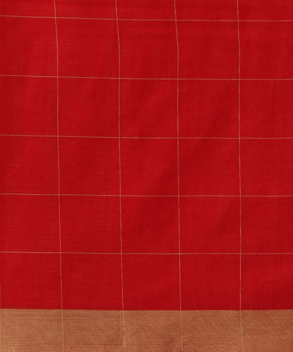 Red_Handloom_Mulmul_Dhakai_Jamdani_Saree_With_Checks_WeaverStory_05