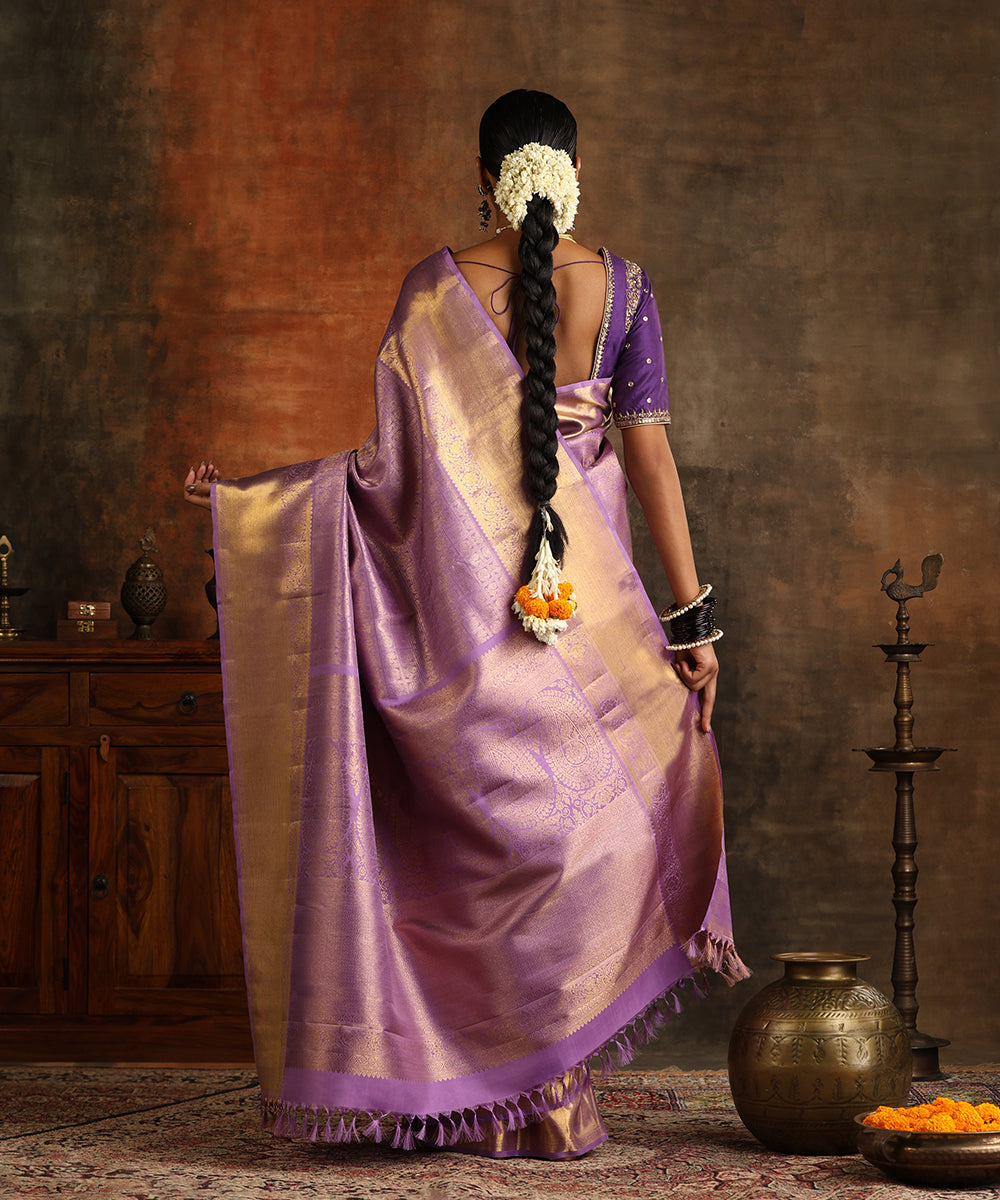 Handloom_Lavender_And_Gold_Pure_Silk_Pure_Zari_Kanjivaram_Saree_WeaverStory_03