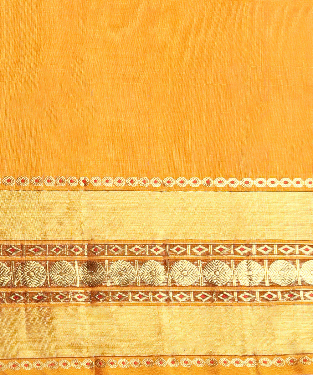 Mustard_Handloom_Pure_Silk_Venkatagiri_Revival_Saree_With_Rudraksh_Petu_Border_WeaverStory_05