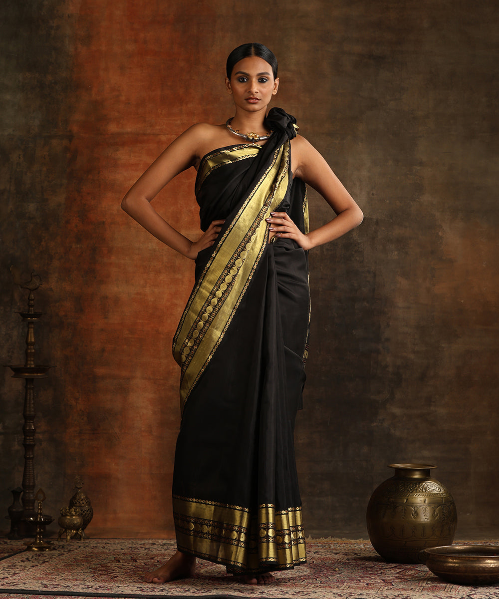 Handlooam_Black_Pure_Silk_Venkatagiri_Revival_Saree_With_Rudraksh_Petu_Border_WeaverStory_02