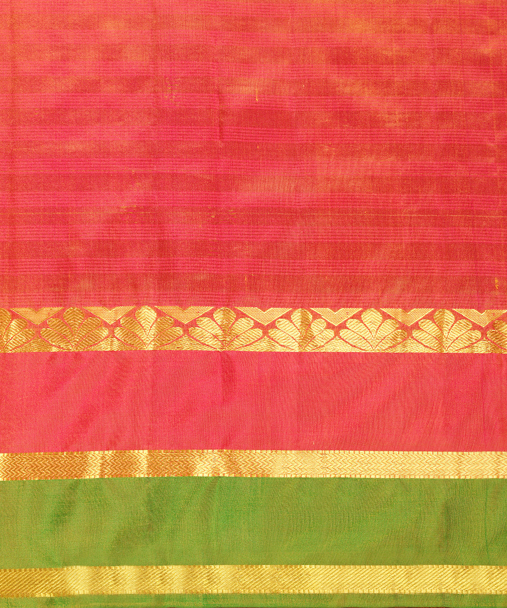 Wine_Kaji_With_Paisley_Border_WeaverStory_05