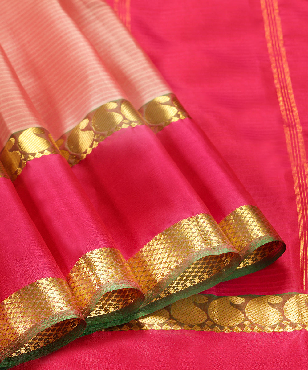 Handloom_Old_Rose_Pure_Silk_Kanjivaram_Saree_With_Pink_And_Paisley_Border_WeaverStory_04