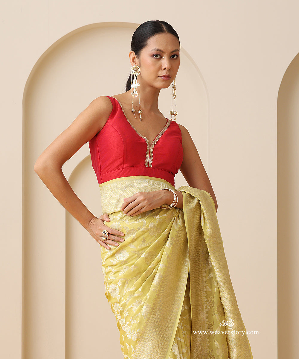 Yellow_Handloom_Georgette_Cutwork_Saree_With_Floral_Jaal_And_Gold_Zari_Border_WeaverStory_02