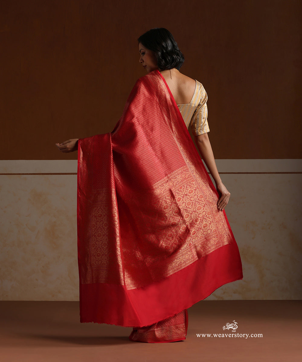 Red_Handloom_Pure_Katan_Silk_Banarasi_Saree_With_Zari_Tanchoi_With_Small_Paisley_WeaverStory_03