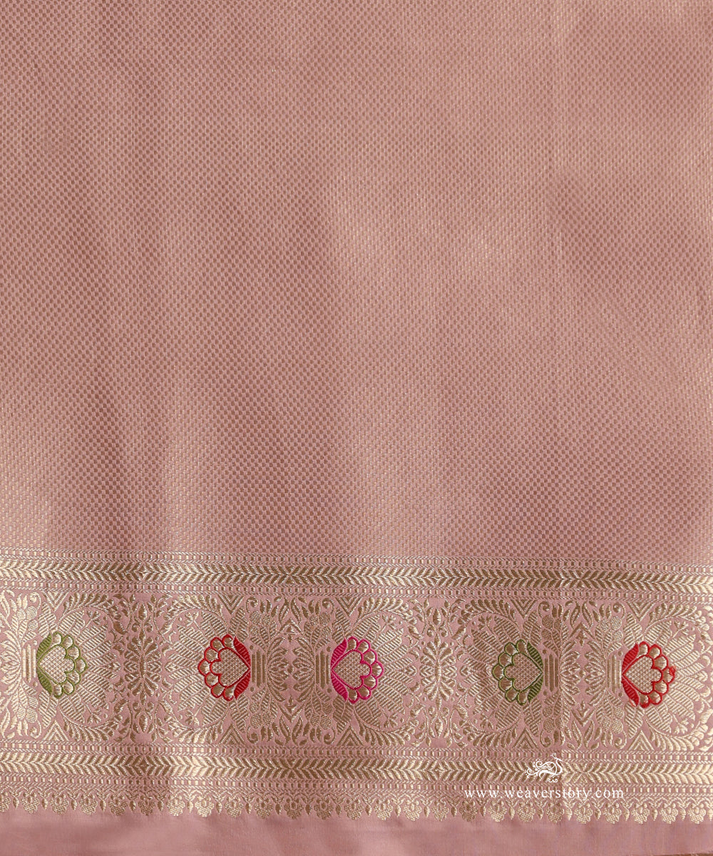 Handloom_Baby_Pink_Pure_Katan_Silk_Banarasi_Saree_With_Sona_Rupa_Jaal_And_Meenakari_WeaverStory_05