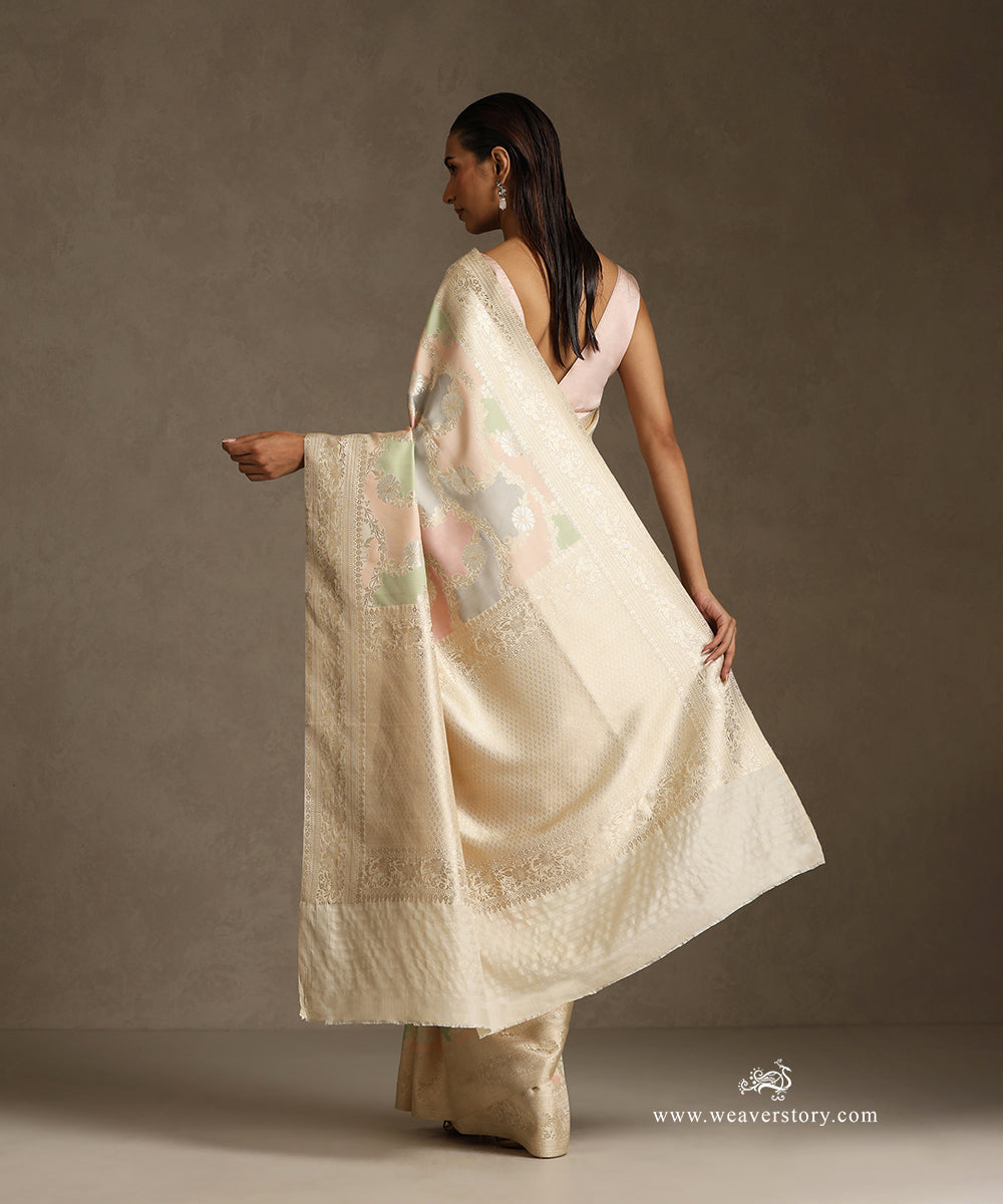 Handloom_Pastel_Pink_Pure_Katan_Silk_Rangkaat_Banarasi_Saree_With_Floral_Jaal_WeaverStory_03