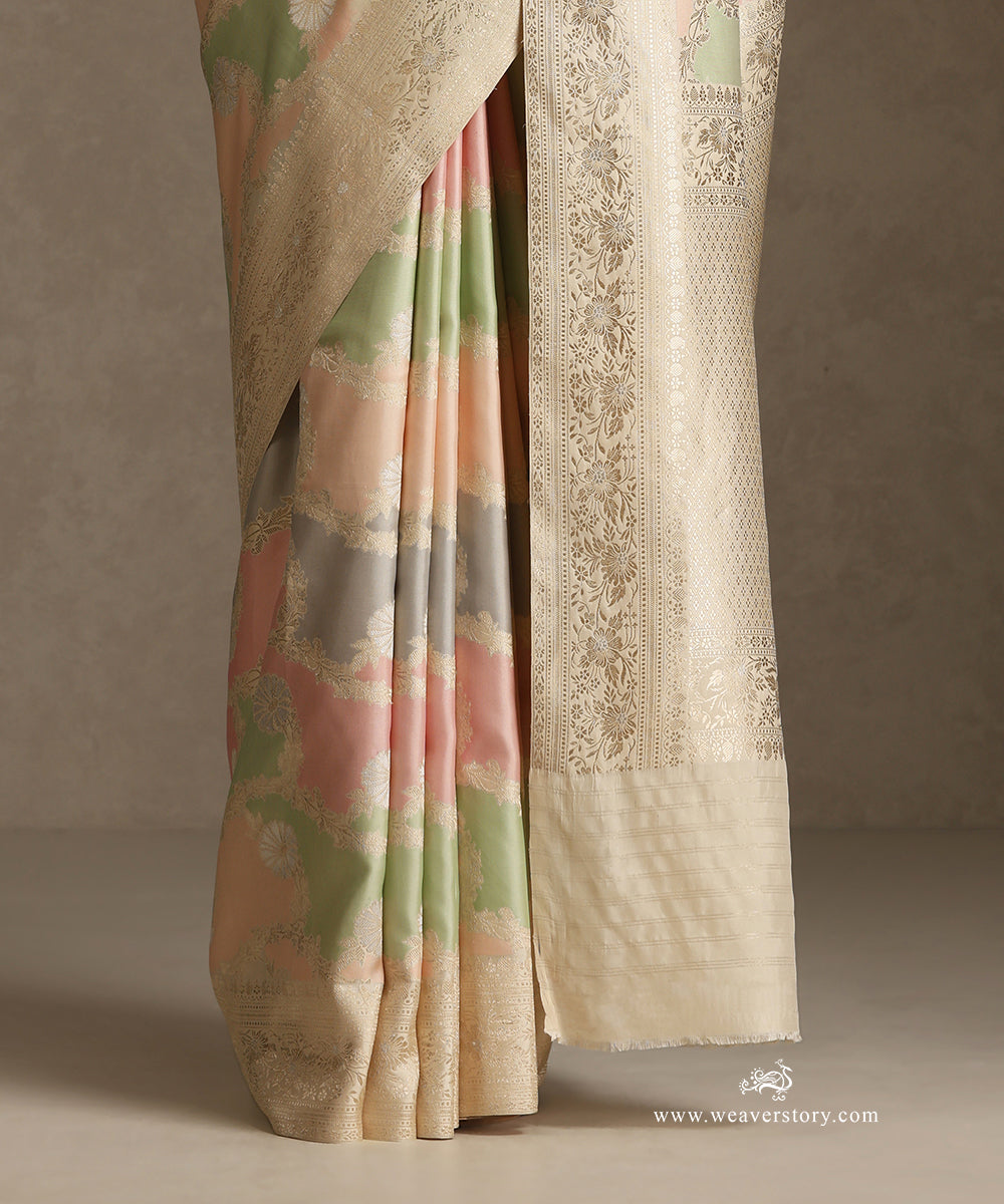 Handloom_Pastel_Pink_Pure_Katan_Silk_Rangkaat_Banarasi_Saree_With_Floral_Jaal_WeaverStory_04