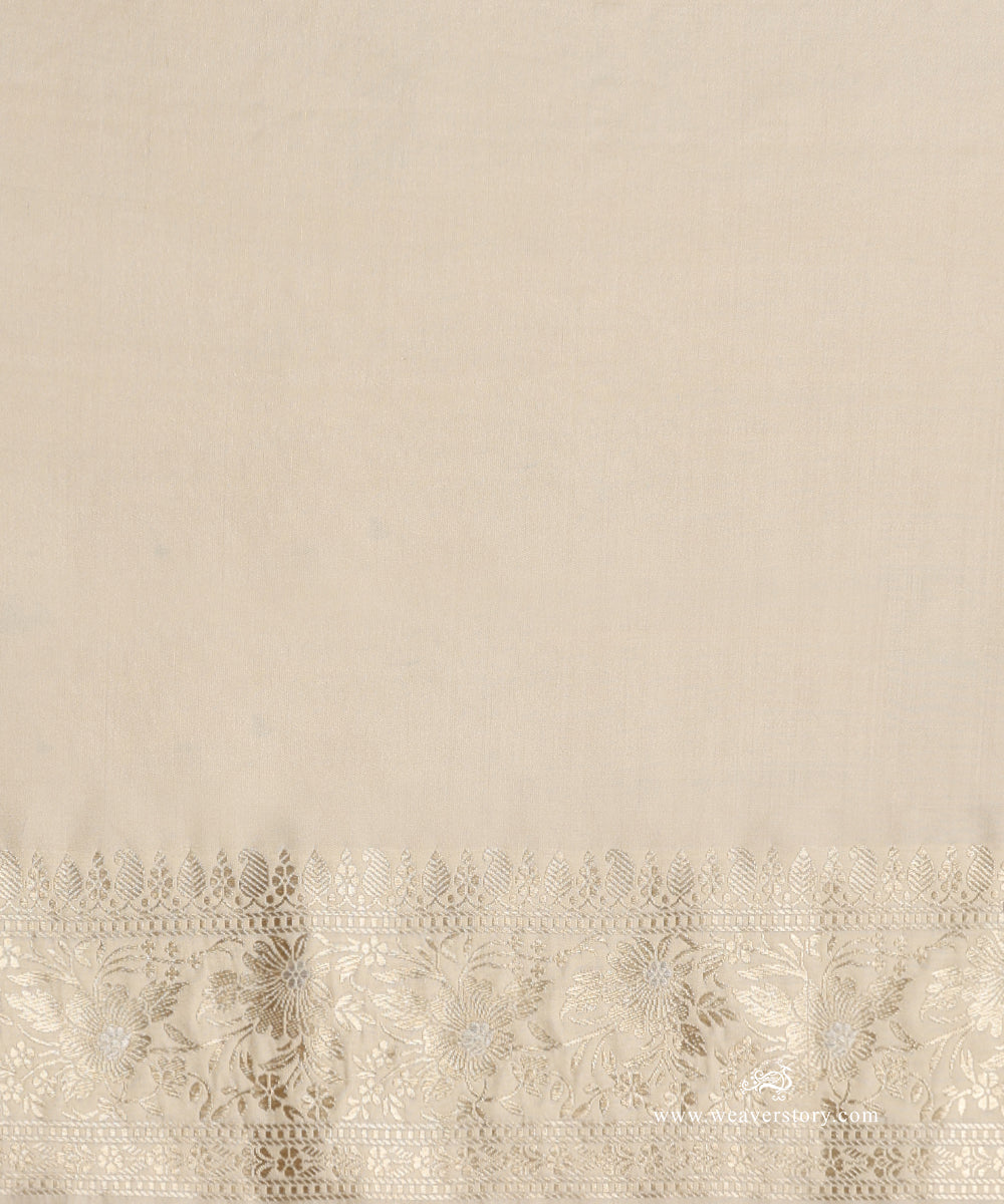 Handloom_Pastel_Pink_Pure_Katan_Silk_Rangkaat_Banarasi_Saree_With_Floral_Jaal_WeaverStory_05