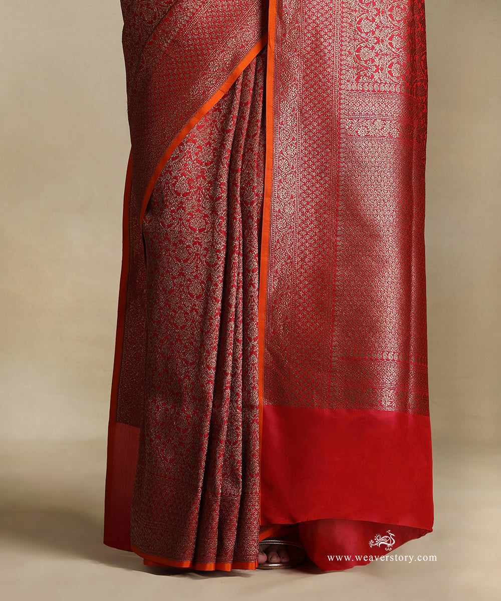 Red_Handloom_Pure_Katan_Silk_Kimkhab_Banarasi_Saree_With_Antique_Zari_WeaverStory_04