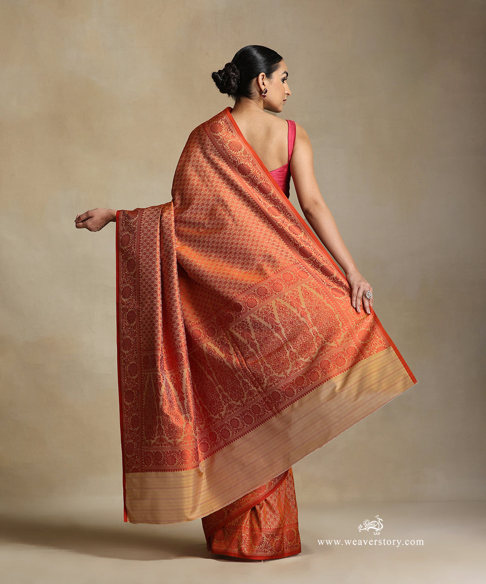 Beige_Handloom_Pure_Katan_Silk_Tanchoi_Banarasi_Saree_With_Red_Small_Flowers_Jaal_And_Sunflower_Border_WeaverStory_03