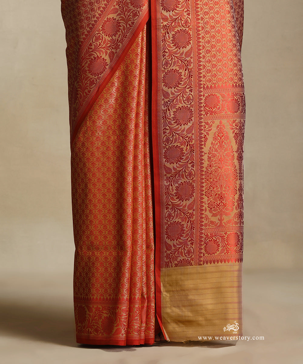 Beige_Handloom_Pure_Katan_Silk_Tanchoi_Banarasi_Saree_With_Red_Small_Flowers_Jaal_And_Sunflower_Border_WeaverStory_04
