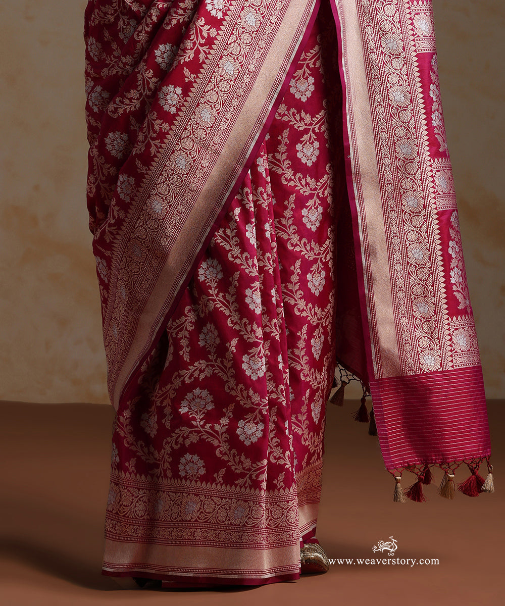 Handloom_Plum_Pure_Katan_Silk_Cutwork_Banarasi_Saree_With_Gold_Silver_Floral_Jaal_WeaverStory_04