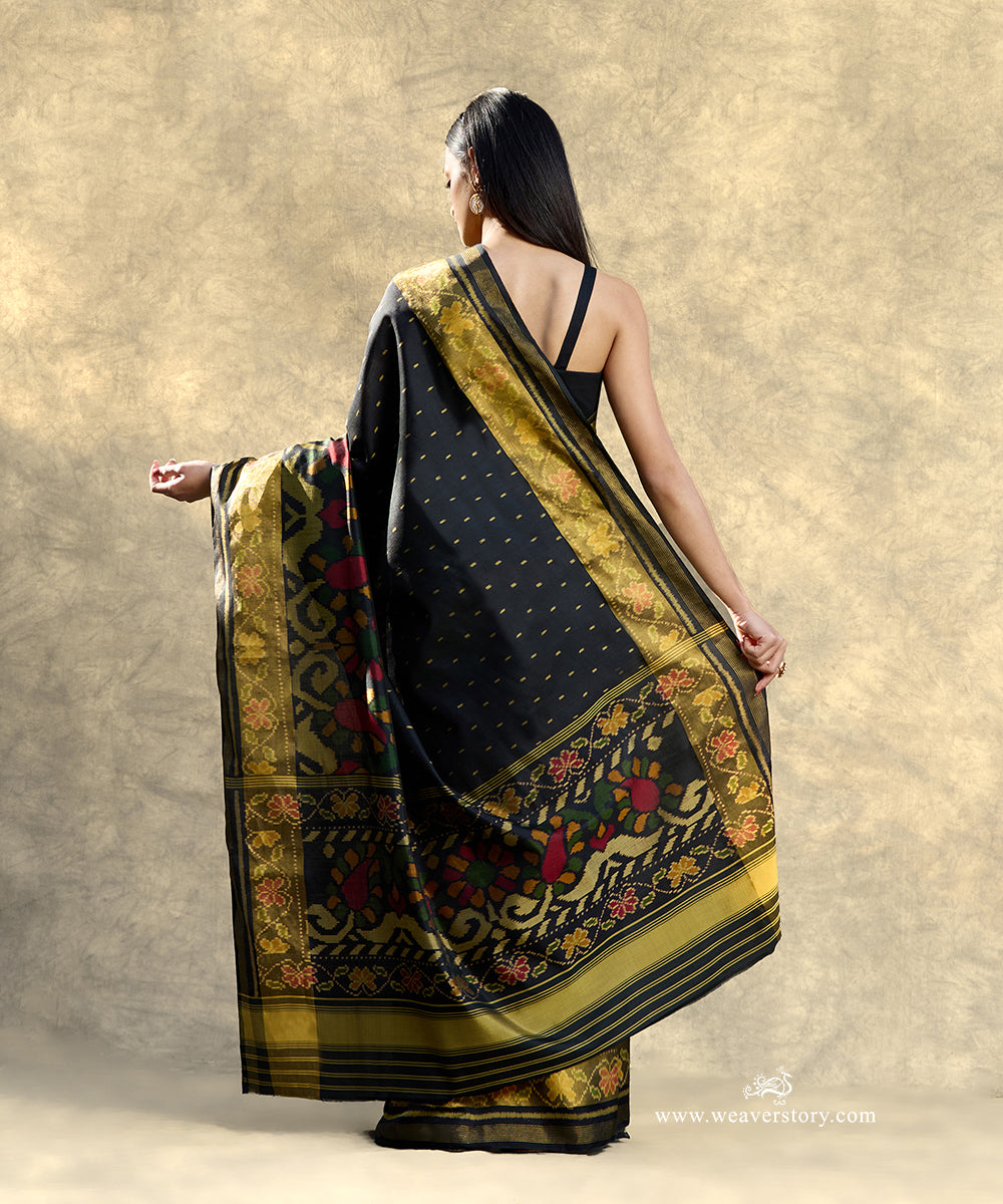 Black_Handloom_Pure_Pure_Mulberry_Silk_Ikat_Patola_Saree_With_Tissue_Border_And_Ambi_Motifs_WeaverStory_03