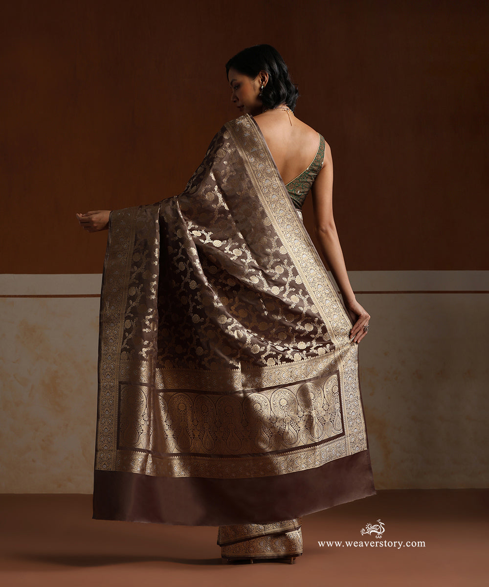 Olive_Handloom_Pure_Satin_Silk_Banarasi_Saree_With_All_Over_Cutwork_Floral_Jaal_And_Meenadar_Border_WeaverStory_03