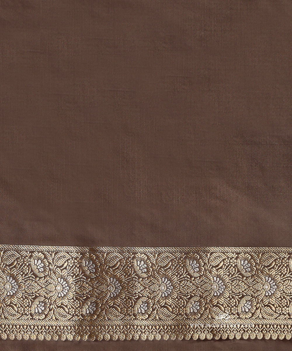 Olive_Handloom_Pure_Satin_Silk_Banarasi_Saree_With_All_Over_Cutwork_Floral_Jaal_And_Meenadar_Border_WeaverStory_05