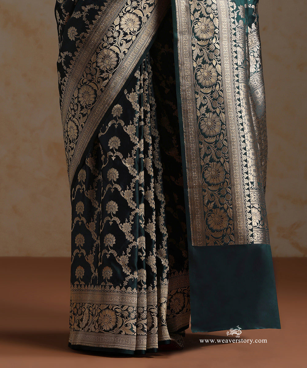 Teal_Handloom_Pure_Satin_Silk_Banarasi_Saree_With_All_Over_Cutwork_Floral_Jaal_WeaverStory_04