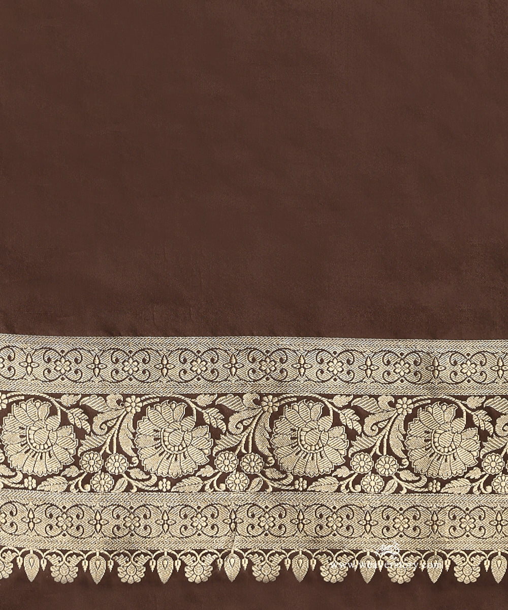 Brown_Handloom_Pure_Satin_Silk_Banarasi_Saree_With_All_Over_Cutwork_Floral_Jaal_WeaverStory_05