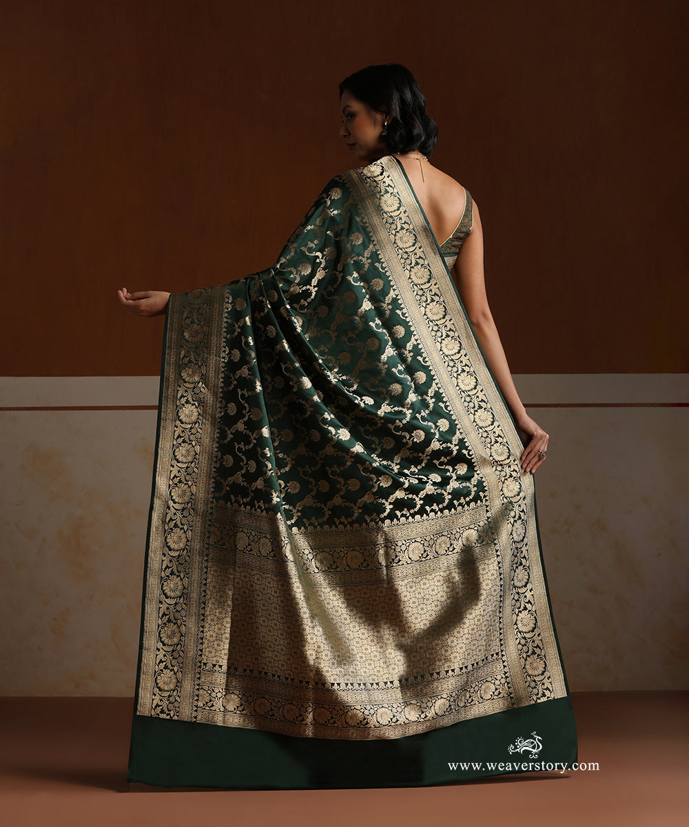 Green_Handloom_Pure_Satin_Silk_Banarasi_Saree_With_All_Over_Cutwork_Floral_Jaal_WeaverStory_03