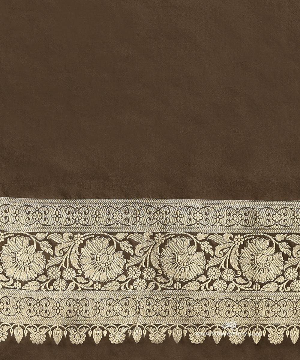Olive_Handloom_Pure_Satin_Silk_Banarasi_Saree_With_All_Over_Cutwork_Floral_Jaal_WeaverStory_05