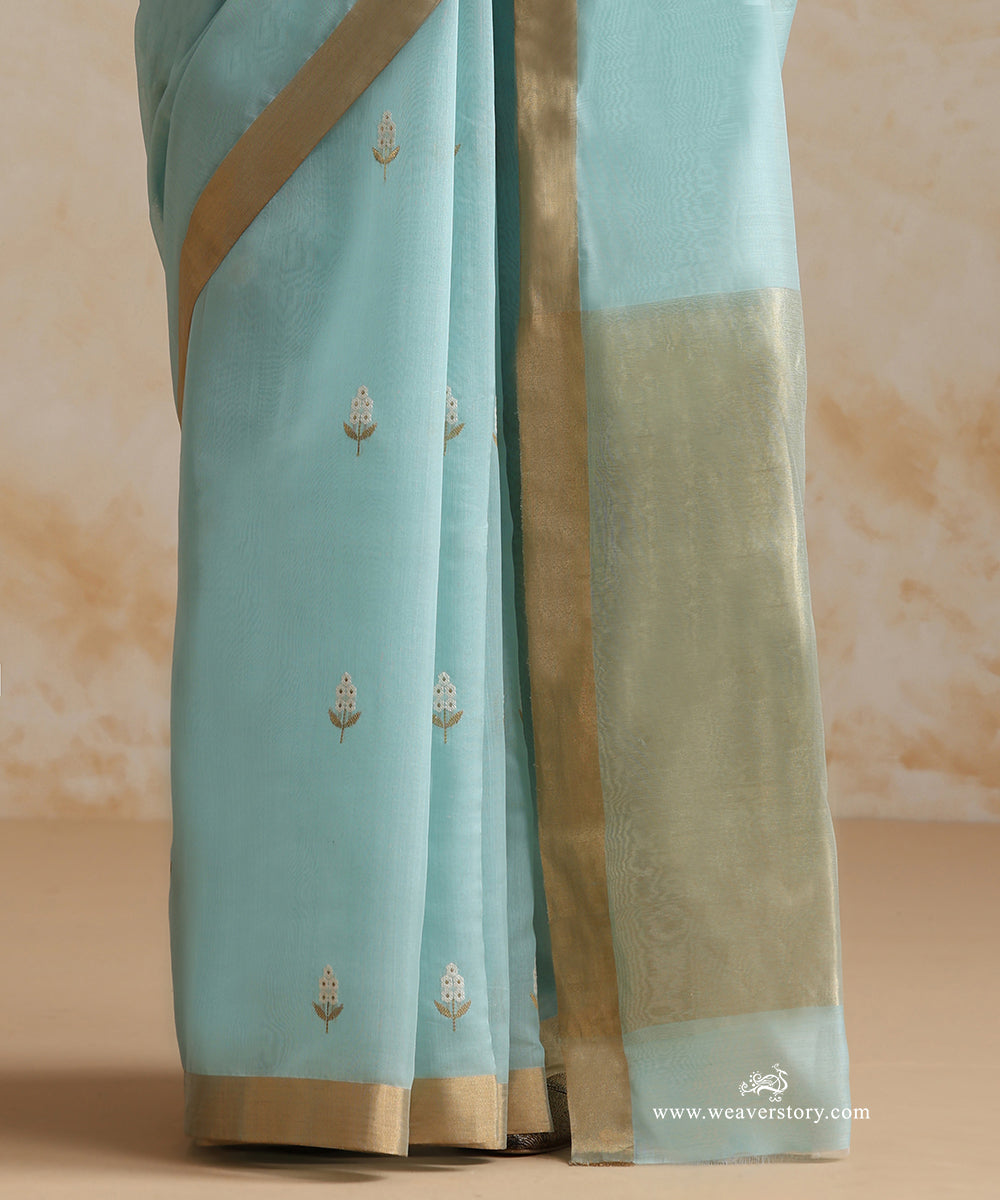 Handloom_Ice_Blue_Pure_Cotton_Chanderi_Saree_With_Gold_Silver_Small_Flowers_WeaverStory_04