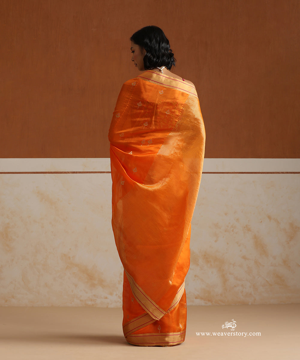 Handloom_Orange_Pure_Silk_Chanderi_Saree_With_Pink_Meena_Flower_Motifs_And_Gold_Zari_Border_With_Pink_Line_WeaverStory_03