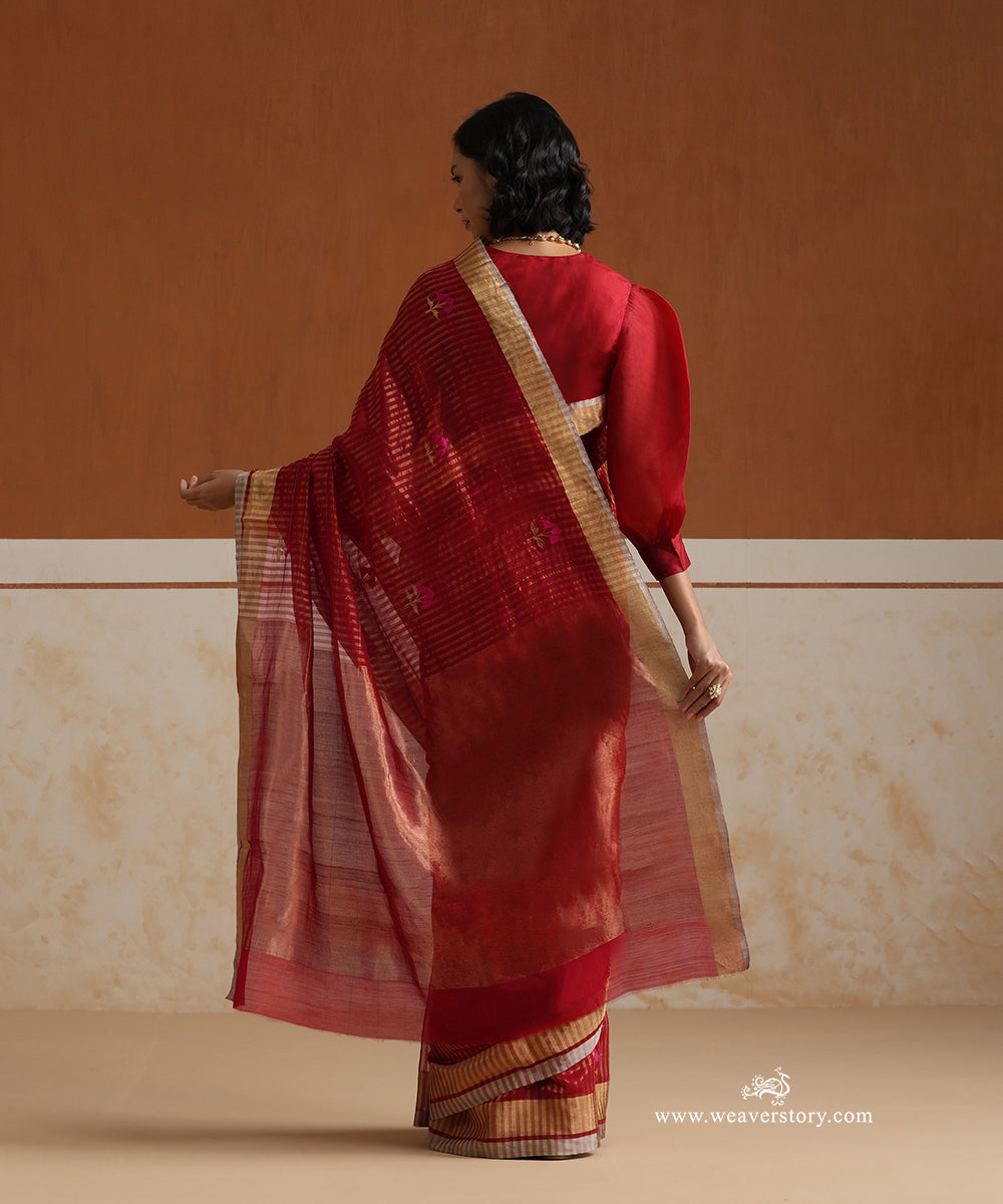 Handloom_Red_Pure_Soft_Silk_Chanderi_Saree_And_Gold_Lines_With_Tulip_Boota_WeaverStory_03