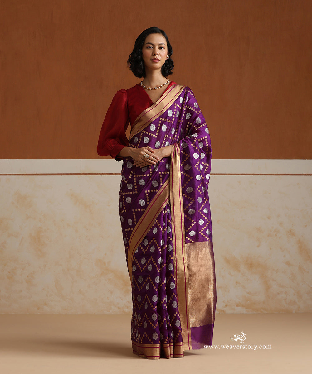Handloom_Purple_Pure_Soft_Silk_Chanderi_Saree_With_Gold_Small_Flowers_Saffron_Jaal_And_Silver_Boota_WeaverStory_02