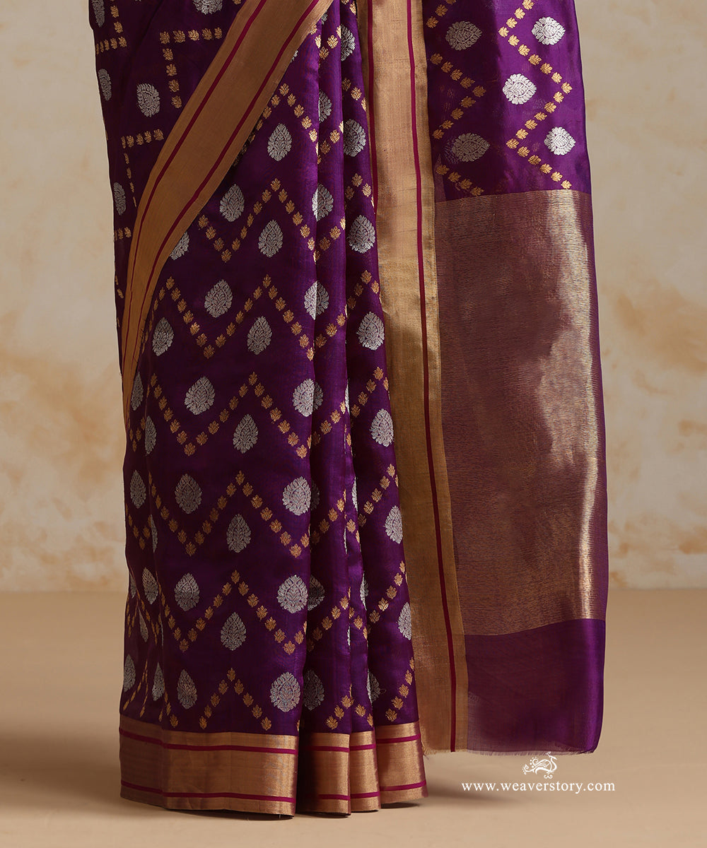 Handloom_Purple_Pure_Soft_Silk_Chanderi_Saree_With_Gold_Small_Flowers_Saffron_Jaal_And_Silver_Boota_WeaverStory_04