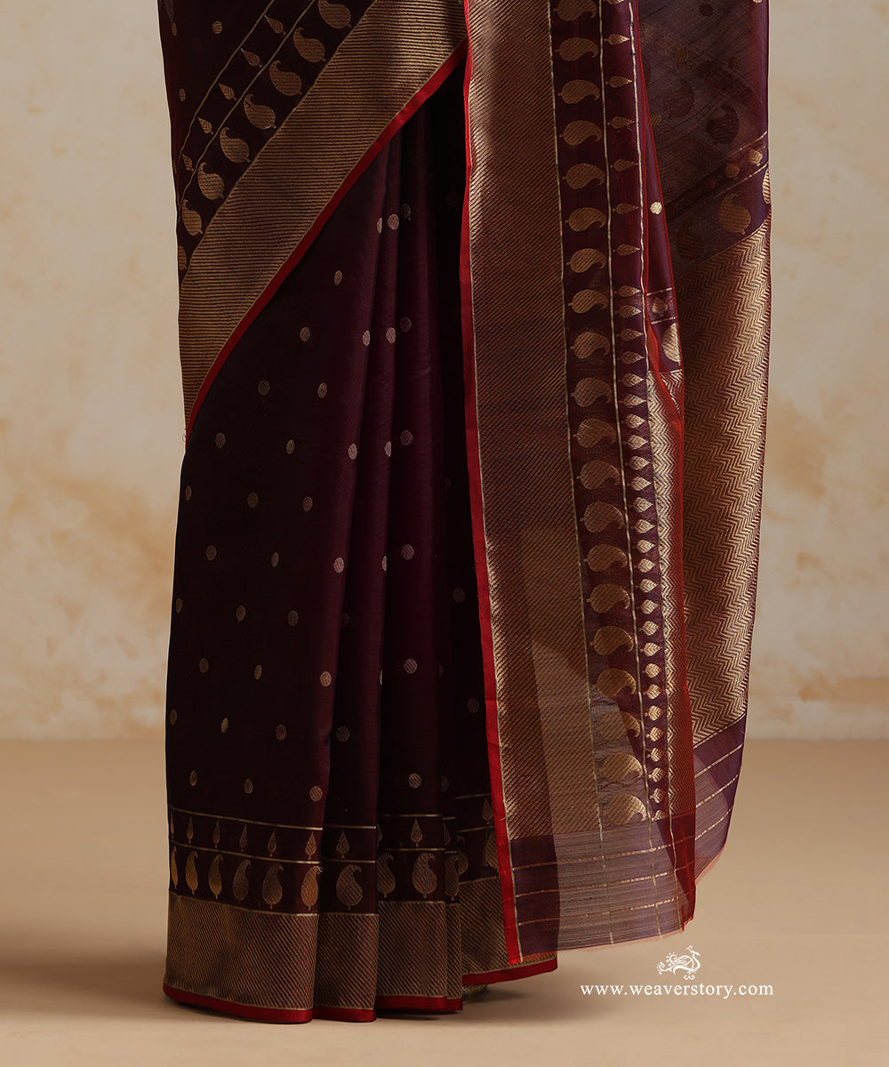 Plum_Handloom_Pure_Silk_Chanderi_Saree_With_Gold_Polki_Dots_And_Ambi_Motif_Border_WeaverStory_04