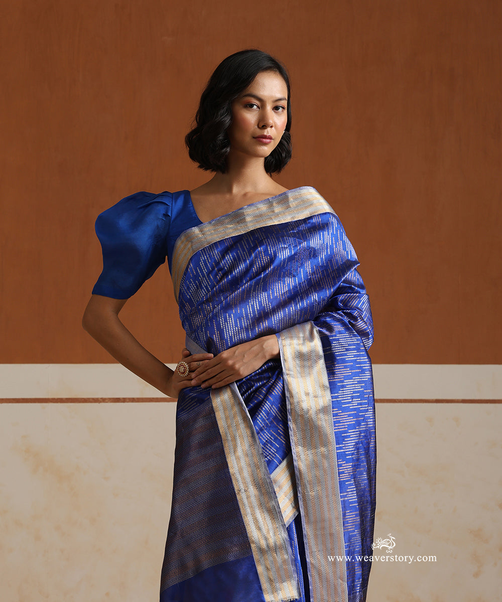 Electric_Blue_Handloom_Pure_Silk_Chanderi_Saree_With_Allover_Gold_And_Silver_Zari_Saffron_Pattern_WeaverStory_02