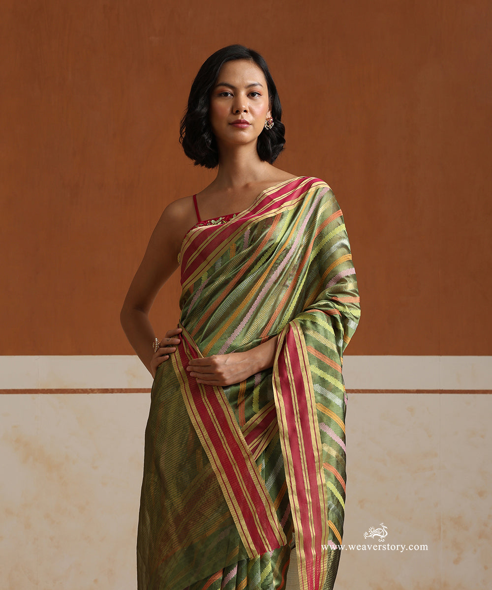 Heena_Green_Handloom_Pure_Silk_Chanderi_Saree_With_Multi_Colour_Aada_Jaal_WeaverStory_02