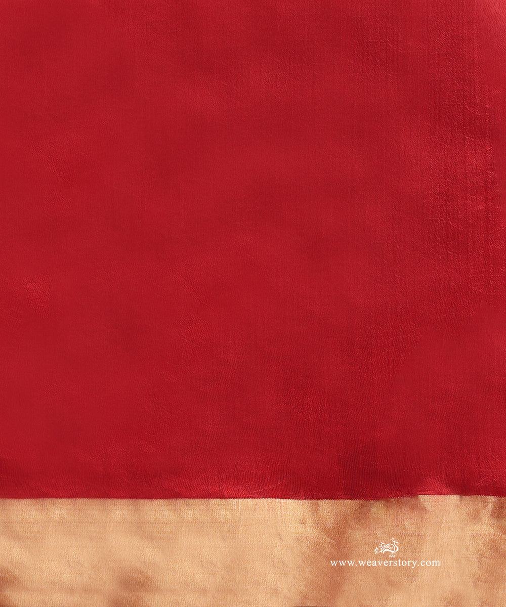 Red_Handloom_Pure_Soft_Silk_Chanderi_Saree_With_Gold_Zari_Allover_Jaal_WeaverStory_05
