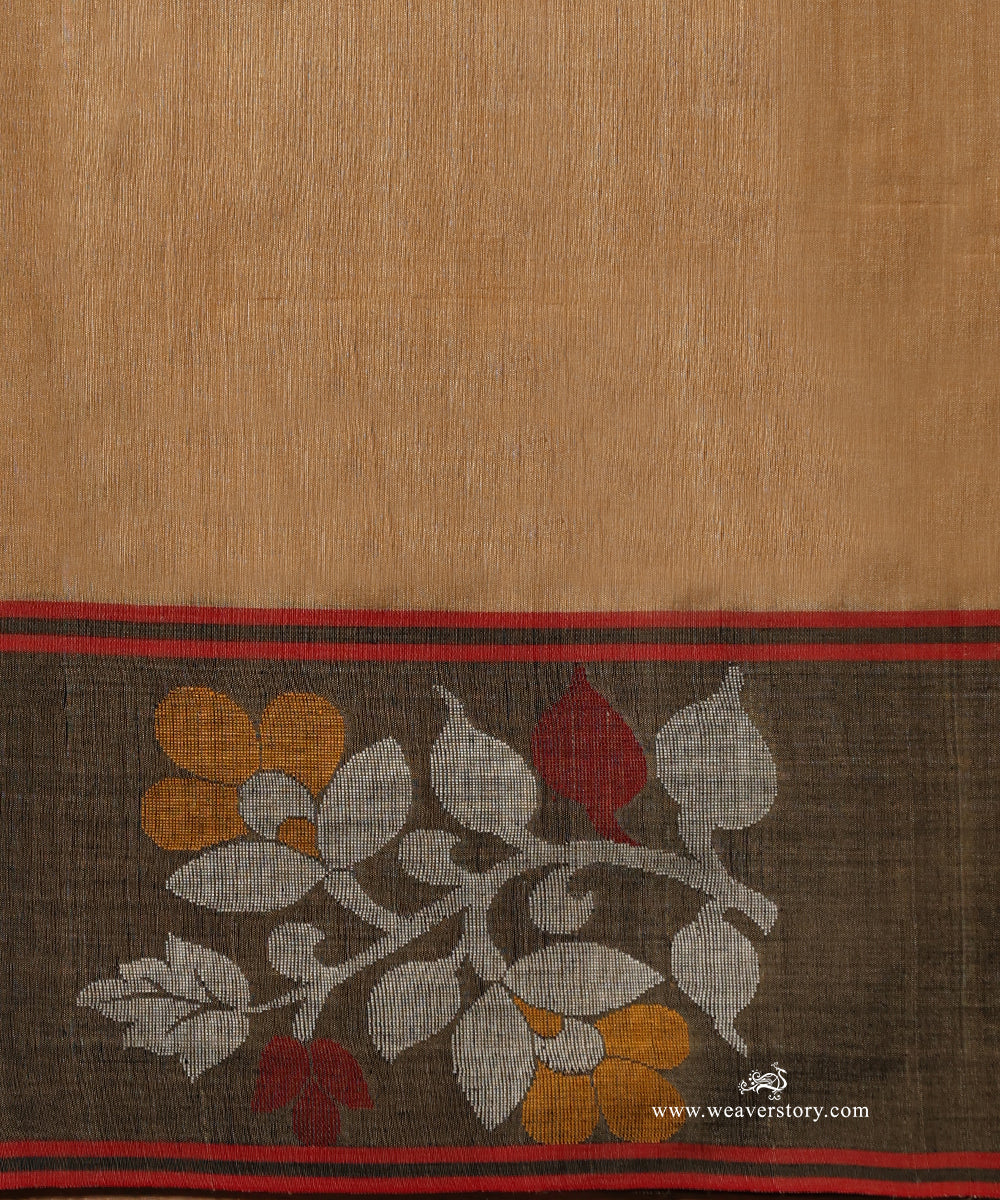 Golden_Beige_Handloom_Pure_Tussar_And_Cotton_Dhakai_Jamdani_Saree_With_Red_And_Black_Flower_Border_WeaverStory_05