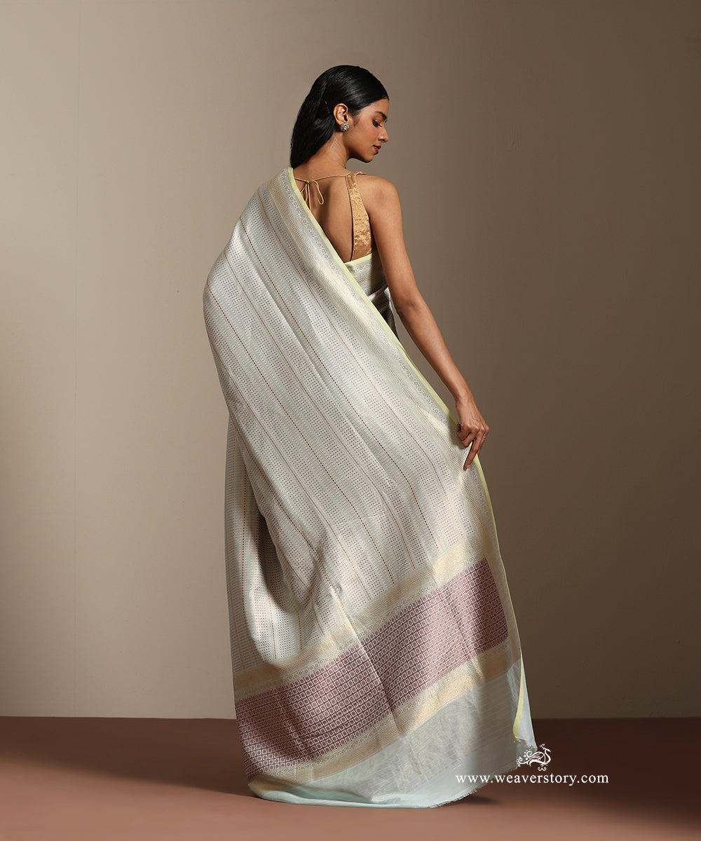 Light_Pista_Green_Handloom_Pure_Soft_Katan_Silk_Banarasi_Saree_Kimkhab_Saree_With_Allover_Meean_Dots_WeaverStory_03
