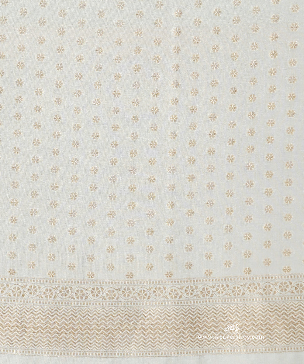 Light_Pista_Green_Handloom_Pure_Soft_Katan_Silk_Banarasi_Saree_Kimkhab_Saree_With_Allover_Meean_Dots_WeaverStory_05