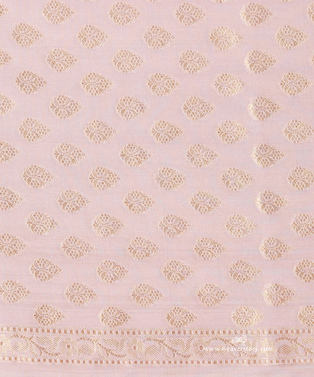Soft_Pink_Handloom_Pure_Soft_Katan_Silk_Banarasi_Saree_Kimkhab_Saree_With_Aadi_Floral_Jall_And_Yellow_Selvedge_WeaverStory_05