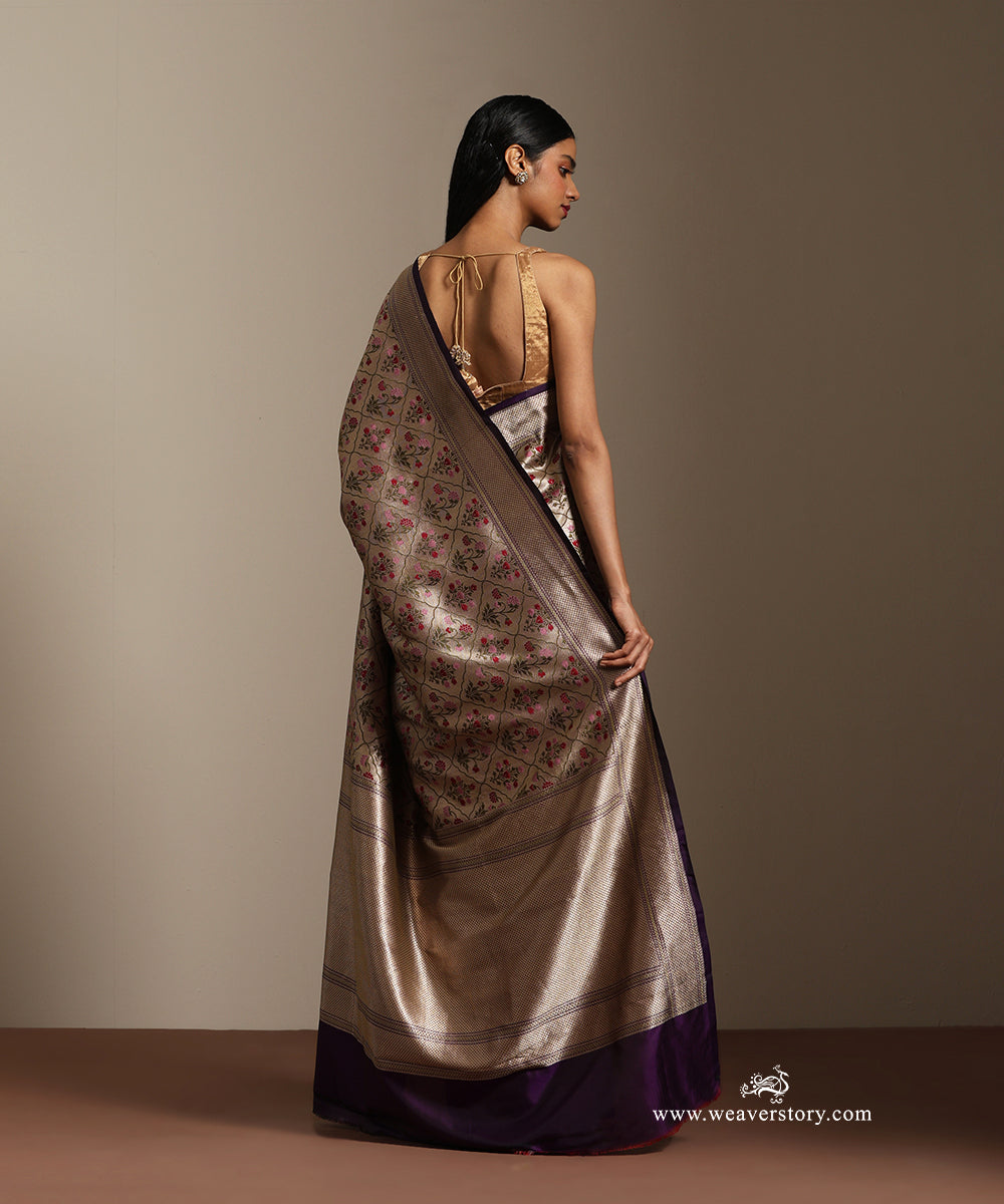 Purple_And_Hena_Green_Handloom_Pure_Katan_Silk_Kimkhab_Banarasi_Saree_With_Allover_Meenakari_Guldasta_Motifs_._WeaverStory_03