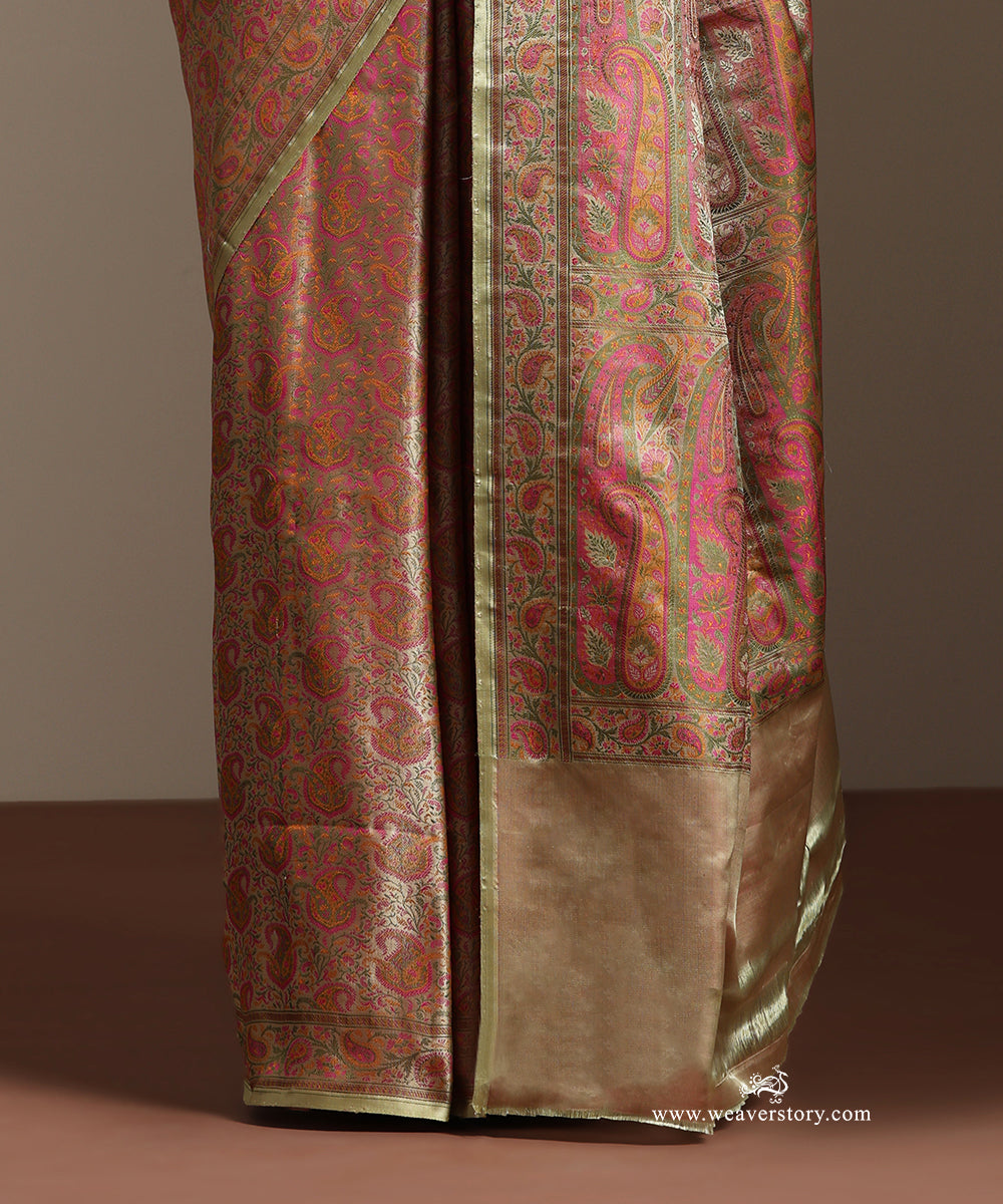 Heena_Green_And_Pink_Handloom_Pure_Katan_Silk_Tanchoi_Jamawar_Saree_With_Allover_Paisley_Broder_Pallu_WeaverStory_04
