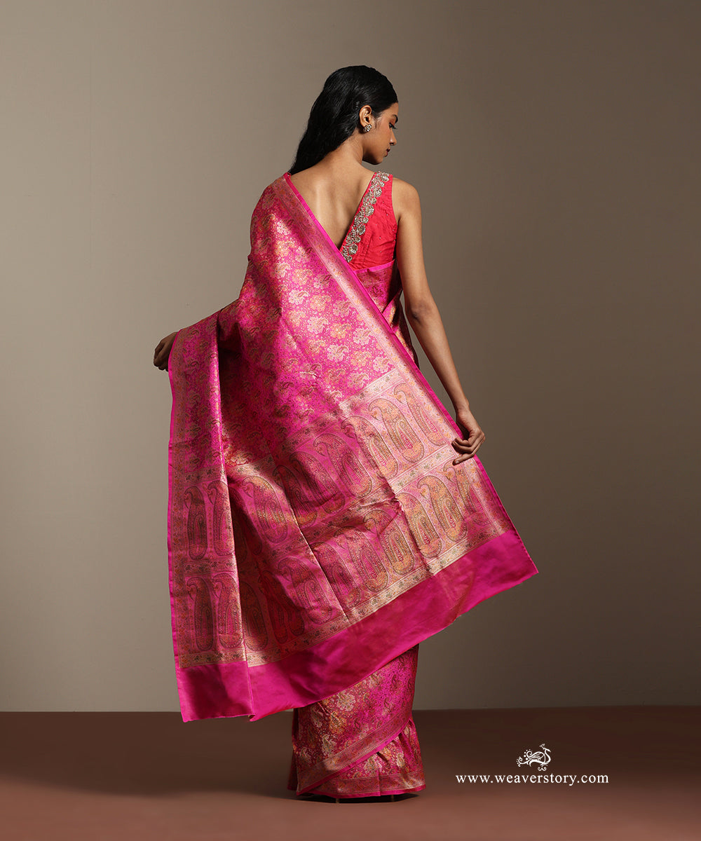 Rani_Pink_Handloom_Pure_Katan_Silk_Tanchoi_Jamawar_Saree_With_Allover_Paisley_Broder_Pallu_WeaverStory_03