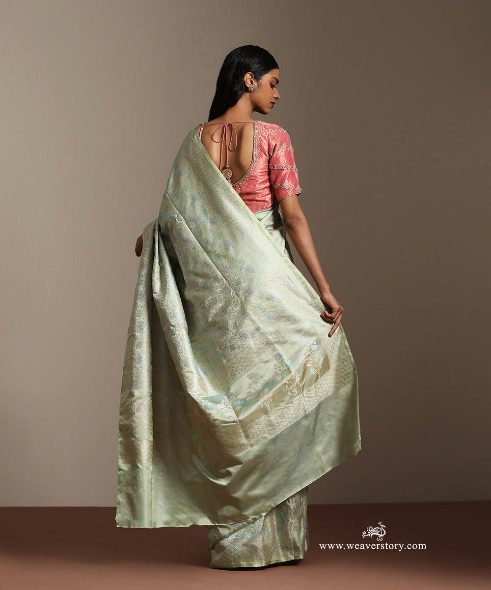 Pastel_Green_Handloom_Pure_Katan_Silk_Tanchoi_Jamawar_Saree_With_Allover_Rose_Jall_WeaverStory_03