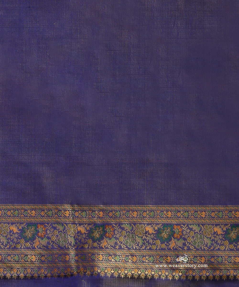 Blue_Handloom_Pure_Katan_Silk_Tanchoi_Jamawar_Saree_With_Allover_Flower_Jalland_Paisley_On_Pallu_WeaverStory_05