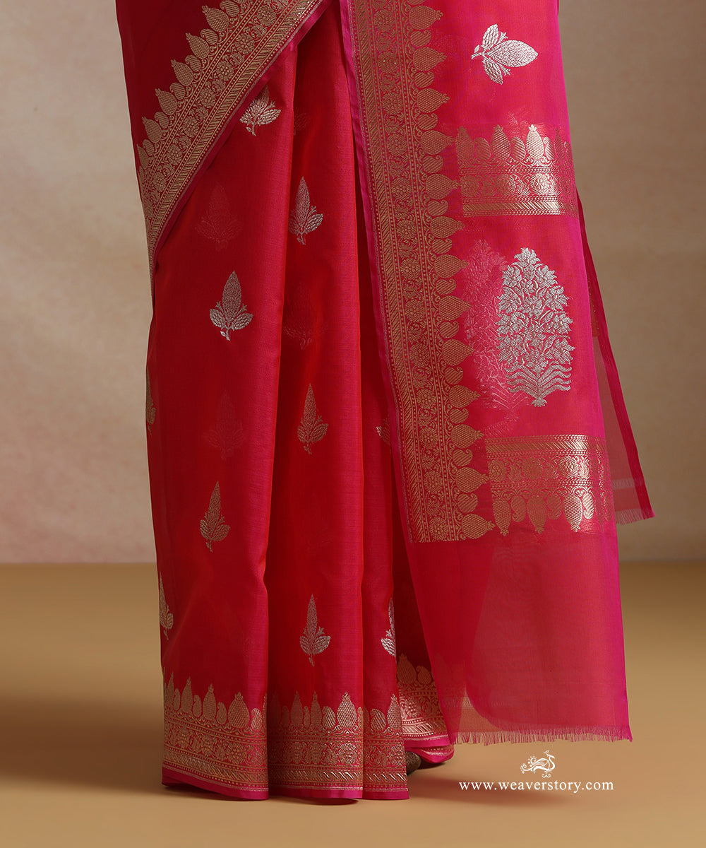 Hot_Pink_Pure_Kora_Silk_Banarasi_Saree_With_Kadhwa_Leaf_Boota_And_Guldasta_Motif_On_Pallu_WeaverStory_04
