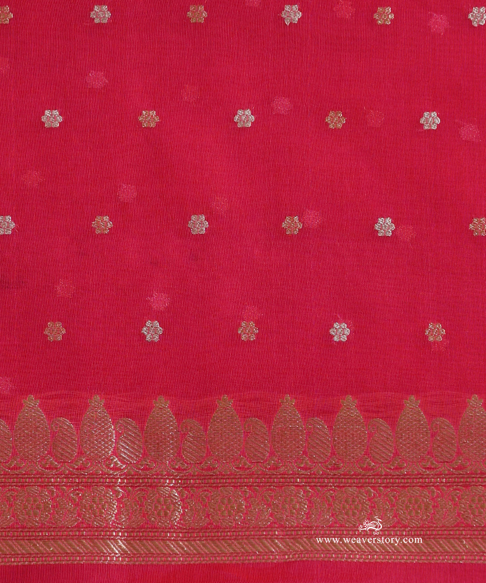 Hot_Pink_Pure_Kora_Silk_Banarasi_Saree_With_Kadhwa_Leaf_Boota_And_Guldasta_Motif_On_Pallu_WeaverStory_05