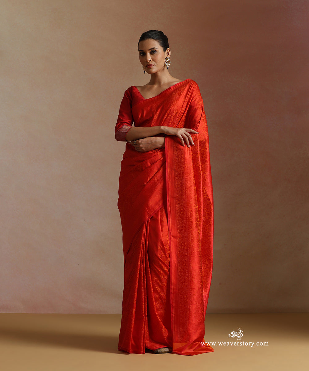 Orange_And_Red_Handloom_Pure_Katan_Silk_Resham_Tanchoi_Banrasi_Saree_With_Small_Floral_And_Red_Selvedge_WeaverStory_02