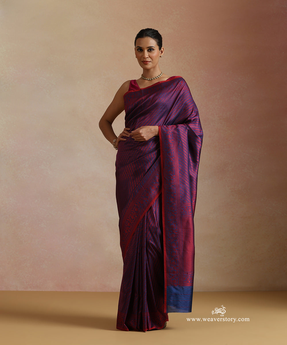 Blue_And_Red_Handloom_Pure_Katan_Silk_Resham_Tanchoi_Banrasi_Saree_With_Small_Leaf_Bel_And_Red_Selvedge_WeaverStory_02