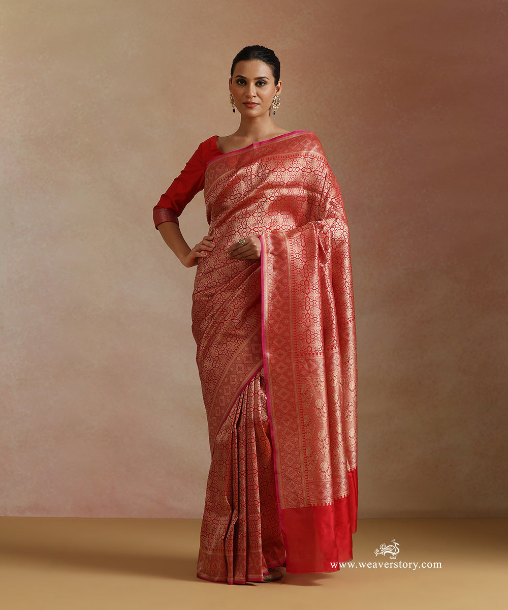 Red_Handloom_Pure_Katan_Silk_Kimkhab_Banrasi_Saree_With_Pink_Selvedge_WeaverStory_02