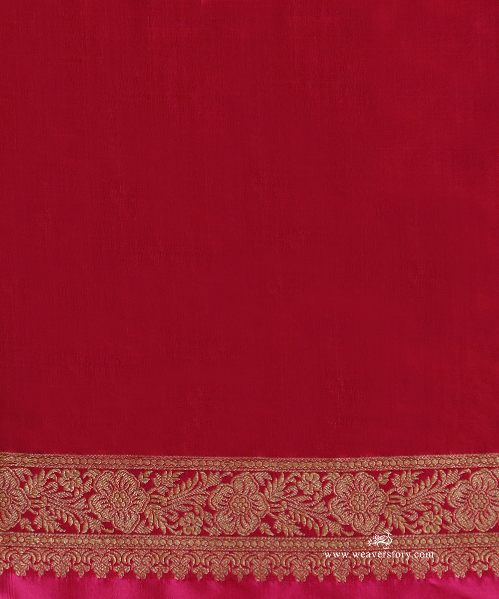 Magenta_Handloom_Pure_Katan_Silk_Kimkhab_Banrasi_Saree_With_Zometric_Pattern_WeaverStory_05