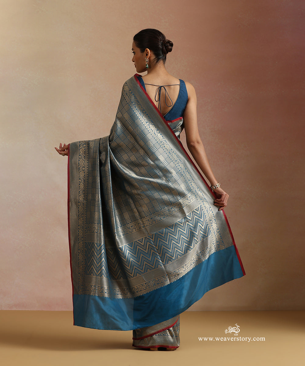 Teal_Handloom_Pure_Katan_Silk_Kimkhab_Banrasi_Saree_With_Zometric_Pattern_WeaverStory_03