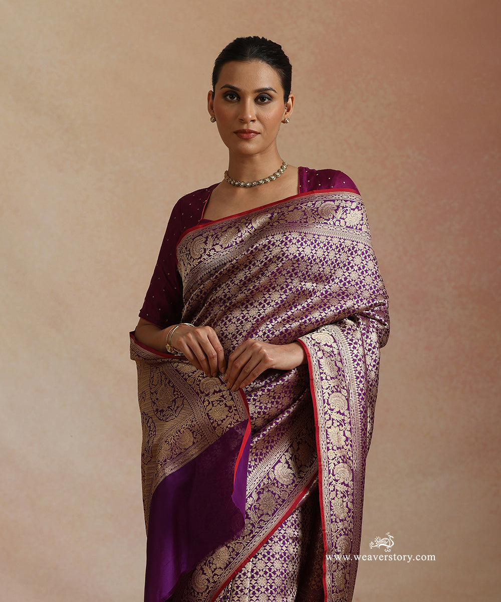 Purple_Handloom_Pure_Katan_Silk_Kimkhab_Banrasi_Saree_With_Samll_Flower_WeaverStory_01